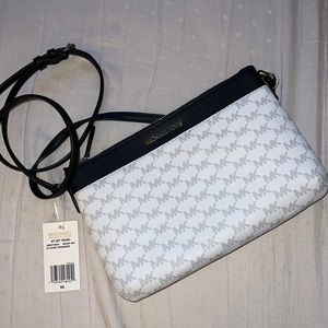 Michael kors jet set travel crossbody messenger